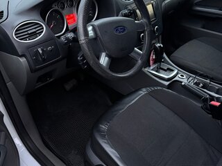 2011 Ford Focus II Рестайлинг, белый, 860000 рублей, вид 5