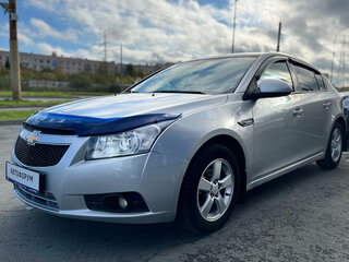2012 Chevrolet Cruze I Рестайлинг, серебристый, 690000 рублей, вид 4
