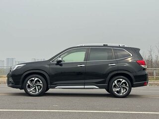 2023 Subaru Forester V Рестайлинг, чёрный, 3311000 рублей, вид 4