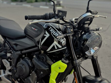 2024 Triumph Trident 660, чёрный, 840000 рублей, вид 2