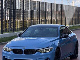 2018 BMW M4 Competition Package F82/F83 Рестайлинг, синий, 4800000 рублей, вид 3