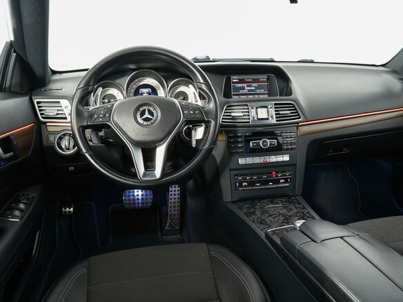 2013 Mercedes-Benz E-Класс 200 IV (W212, S212, C207) Рестайлинг, белый, 1948000 рублей - вид 5