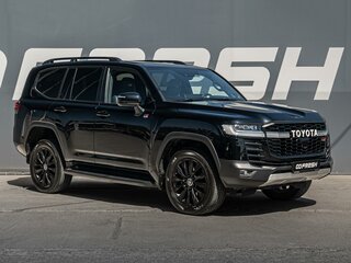 2022 Toyota Land Cruiser 300 Series, чёрный, 9100000 рублей, вид 1
