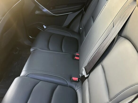2022 Geely Atlas Pro, чёрный, 1715000 рублей - вид 10