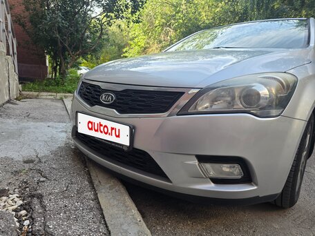 2011 Kia Ceed I Рестайлинг, серебристый, 720000 рублей, вид 2
