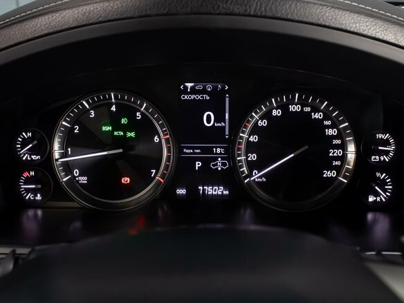2018 Lexus LX 570 III Рестайлинг 2, чёрный, 9400000 рублей - вид 16