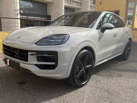 2026 Porsche Cayenne GTS Coupé III Рестайлинг, серый, 25990000 рублей, вид 1