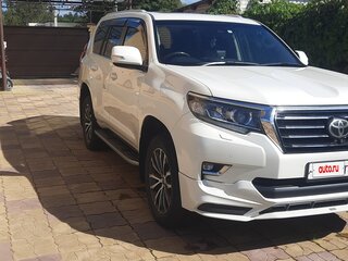2019 Toyota Land Cruiser Prado 150 Series Рестайлинг 2, белый, 4500000 рублей, вид 2