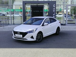 2022 Hyundai Solaris II Рестайлинг, белый, 1554000 рублей, вид 1