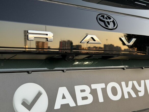 2026 Toyota RAV4 VI (XA60), зелёный, 4275000 рублей - вид 17