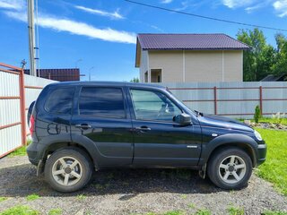 2016 Chevrolet Niva I Рестайлинг, чёрный, 490000 рублей, вид 1