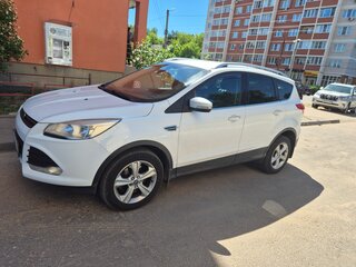 2014 Ford Kuga II, белый, 980000 рублей, вид 1