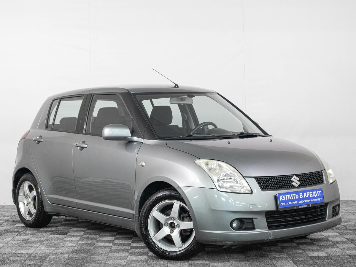 Открыть фотографии: Suzuki Swift III