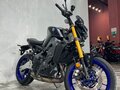 2021 Yamaha MT-09 (FZ-09), чёрный - вид 3
