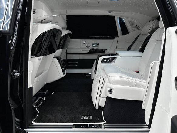 2026 Rolls-Royce Phantom Extended VIII (Series I), чёрный, 87500000 рублей - вид 26