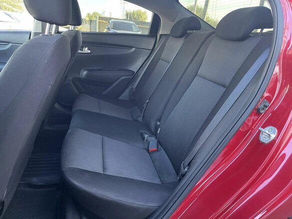 2020 Kia Rio IV Рестайлинг, красный, 1579000 рублей - вид 23