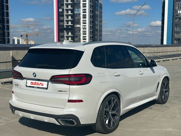 2021 BMW X5 40i IV (G05/G18), белый, 8590000 рублей - вид 5