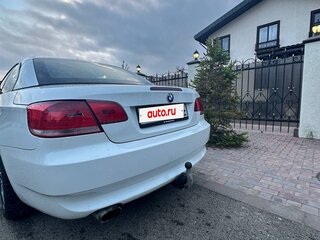 2010 BMW 3 серии 320d V (E90/E91/E92/E93), белый, 1890000 рублей, вид 3
