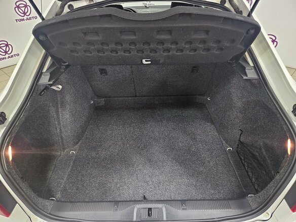 2013 Skoda Octavia II (A5) Рестайлинг, белый, 995000 рублей - вид 11