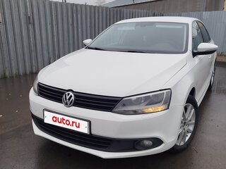 2011 Volkswagen Jetta VI, белый, 660000 рублей, вид 1