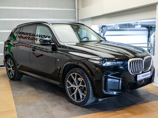 2023 BMW X5 Long 30Li IV (G05/G18) Рестайлинг, чёрный, 7600000 рублей, вид 3