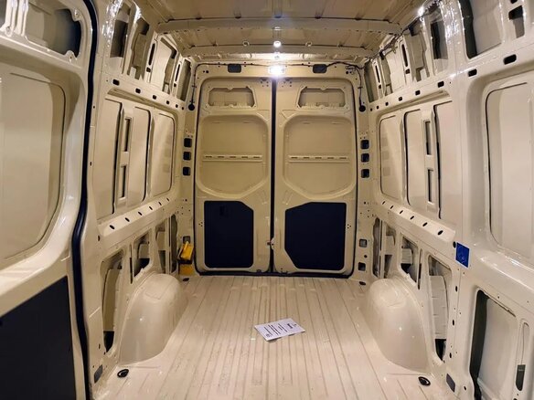 2024 Mercedes-Benz Sprinter, бежевый, 14500000 рублей - вид 12