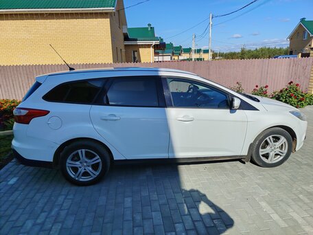 2012 Ford Focus III, белый, 590000 рублей, вид 3