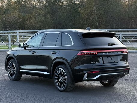 2026 Geely Monjaro I Рестайлинг 2 (China Market), чёрный, 4100000 рублей, вид 2