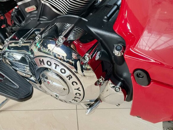 2015 Indian Chief, красный, 900000 рублей - вид 9