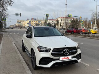 2021 Mercedes-Benz GLE 350 II (V167), белый, 5800000 рублей, вид 2