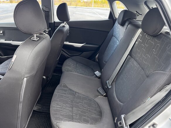 2012 Kia Rio 4-speed III, серый, 850000 рублей - вид 15