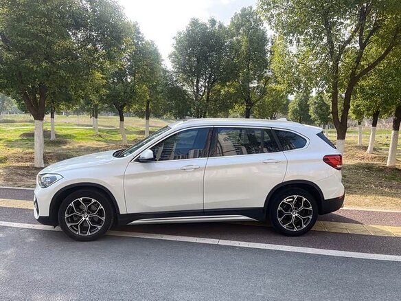 2022 BMW X1 Long 20Li sDrive II (F48) Рестайлинг, белый, 2530111 рублей - вид 5
