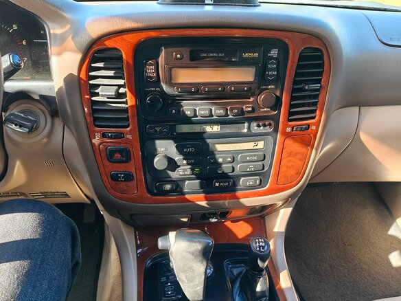 1998 Lexus LX 470 II, серый, 900000 рублей - вид 16