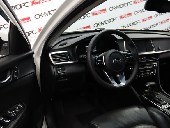 2019 Kia Optima IV Рестайлинг, белый, 1495950 рублей - вид 6