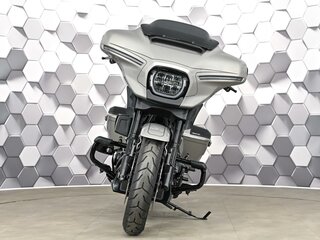 2023 Harley-Davidson CVO Street Glide, серый, 3869000 рублей, вид 5