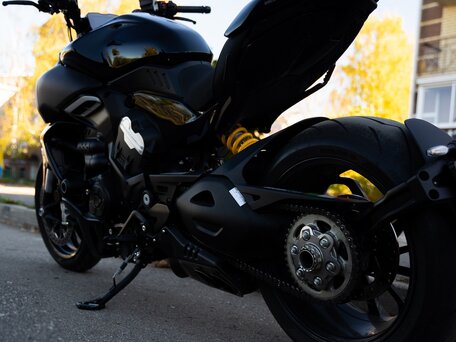 2024 Ducati Diavel V4, чёрный, 2350000 рублей, вид 4