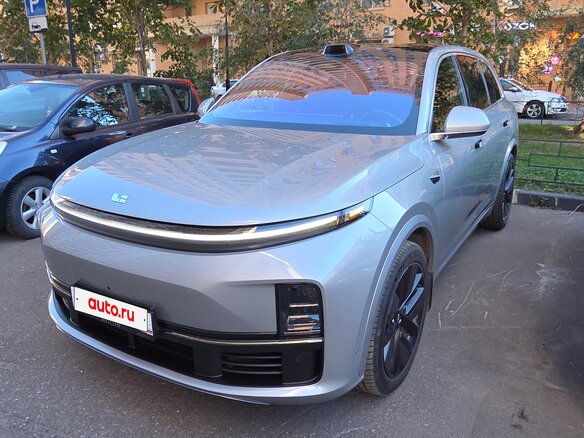 2025 Li Auto (Lixiang) L7 52.3 kWh I Рестайлинг, серебристый, 7999999 рублей