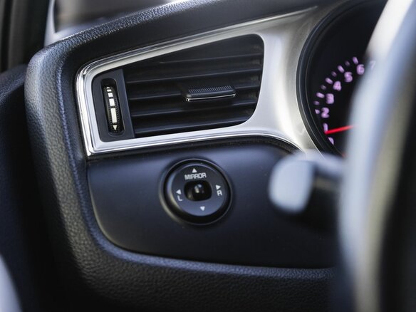 2015 Kia Ceed II Рестайлинг, красный, 1149000 рублей - вид 21