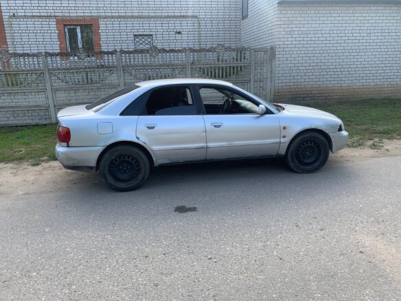 1997 Audi A4 I (B5), серый - вид 2