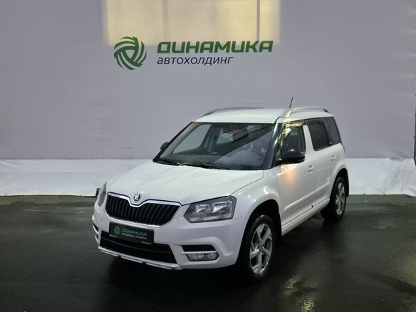 2015 Skoda Yeti I Рестайлинг, белый, 1117000 рублей