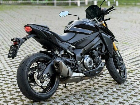2021 Suzuki GSX-S 1000, чёрный, 1074000 рублей, вид 4