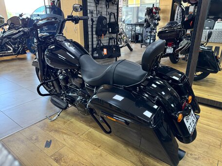 2023 Harley-Davidson Road King Special, чёрный, 2699000 рублей, вид 3