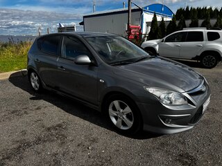 2011 Hyundai i30 I Рестайлинг, серый, 900000 рублей, вид 4