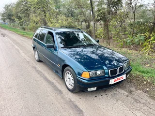 1997 BMW 3 серии 318i III (E36), зелёный, 290000 рублей, вид 3
