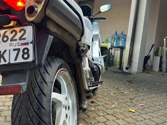 2005 Honda VFR 800, белый, 300000 рублей - вид 5