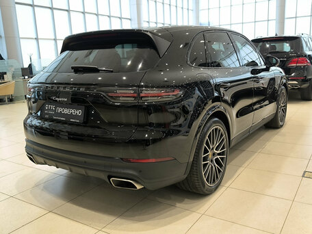 2020 Porsche Cayenne III, чёрный, 7050000 рублей, вид 5