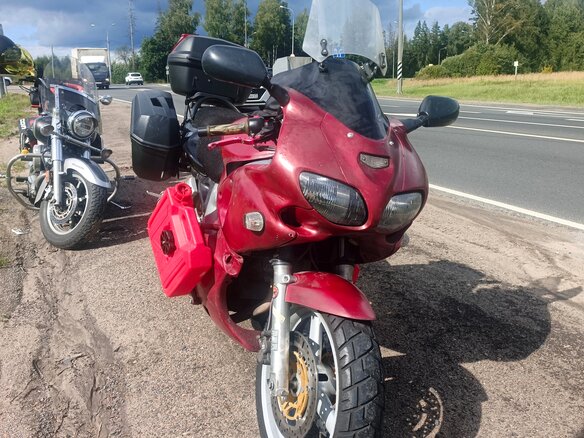 2002 Suzuki SV 650, красный, 350000 рублей - вид 2