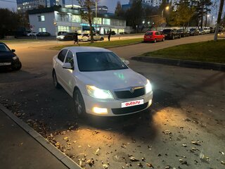 2011 Skoda Octavia II (A5) Рестайлинг, белый, 700000 рублей, вид 2