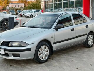 2003 Mitsubishi Carisma I Рестайлинг, серебристый, 299900 рублей, вид 3
