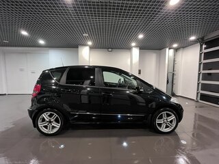 2006 Mercedes-Benz A-Класс 200 II (W169), чёрный, 530000 рублей, вид 2